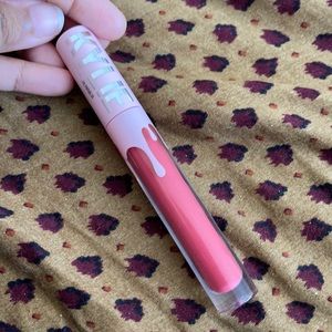 Kylie Cosmetics Matte Lipstick - Bad Lil Thing